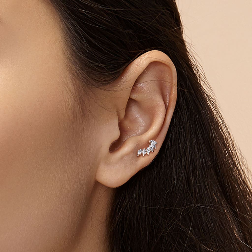 Claw-Set Oval Crystal Curve Premium Labret 16g